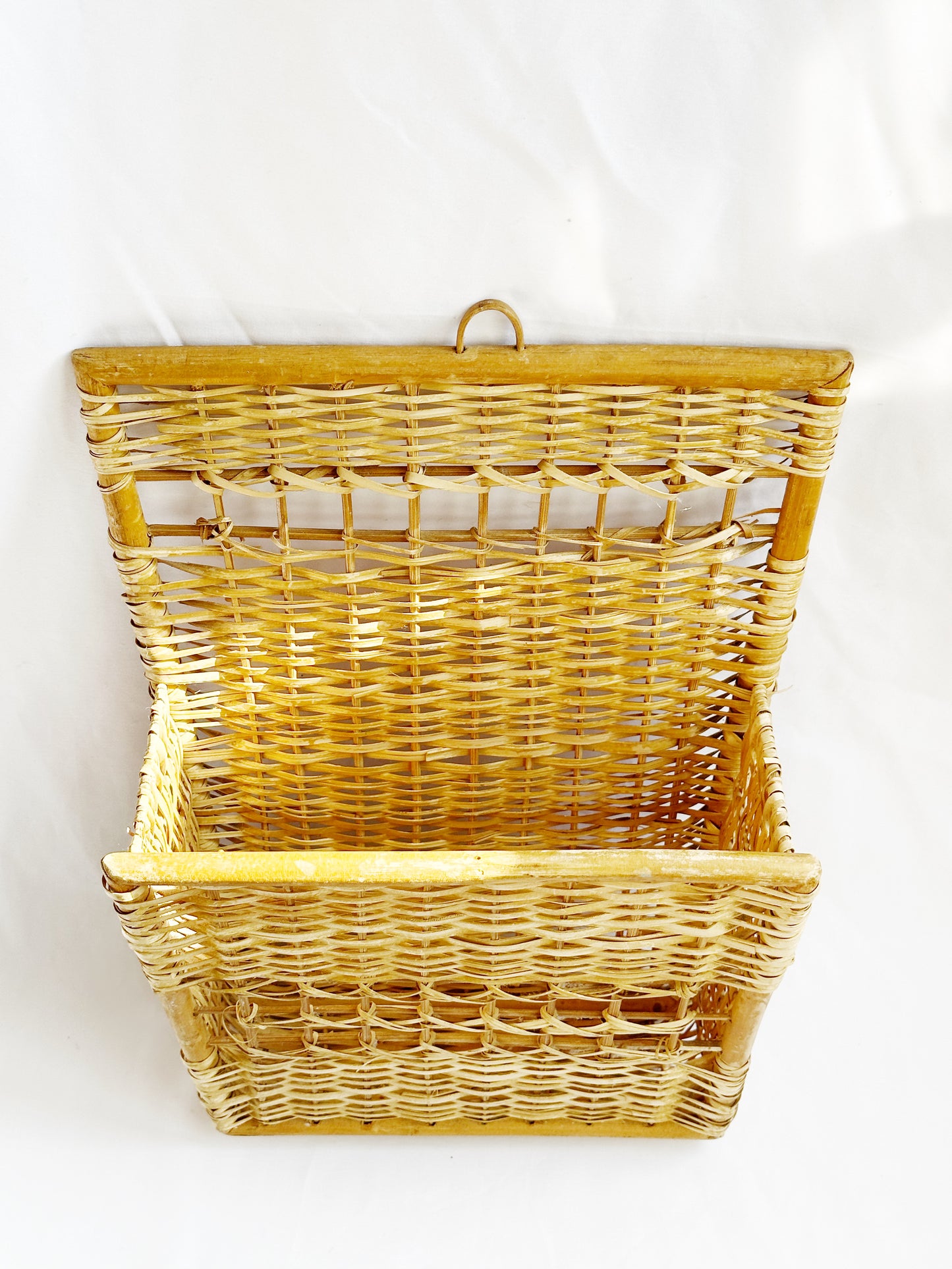 Wall Hung Basket