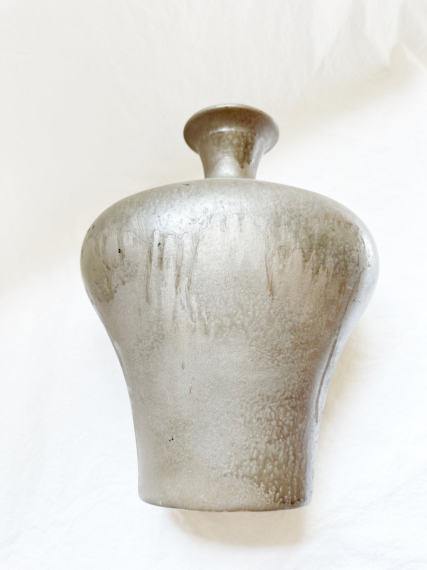 Grey Vessel