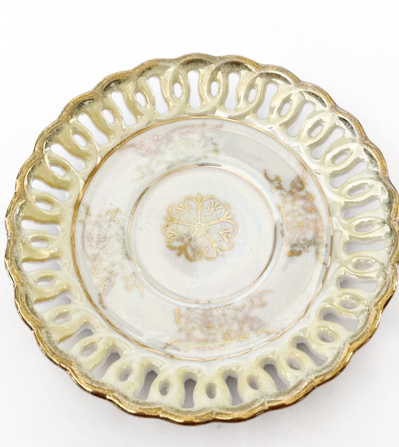 Yellow Plate
