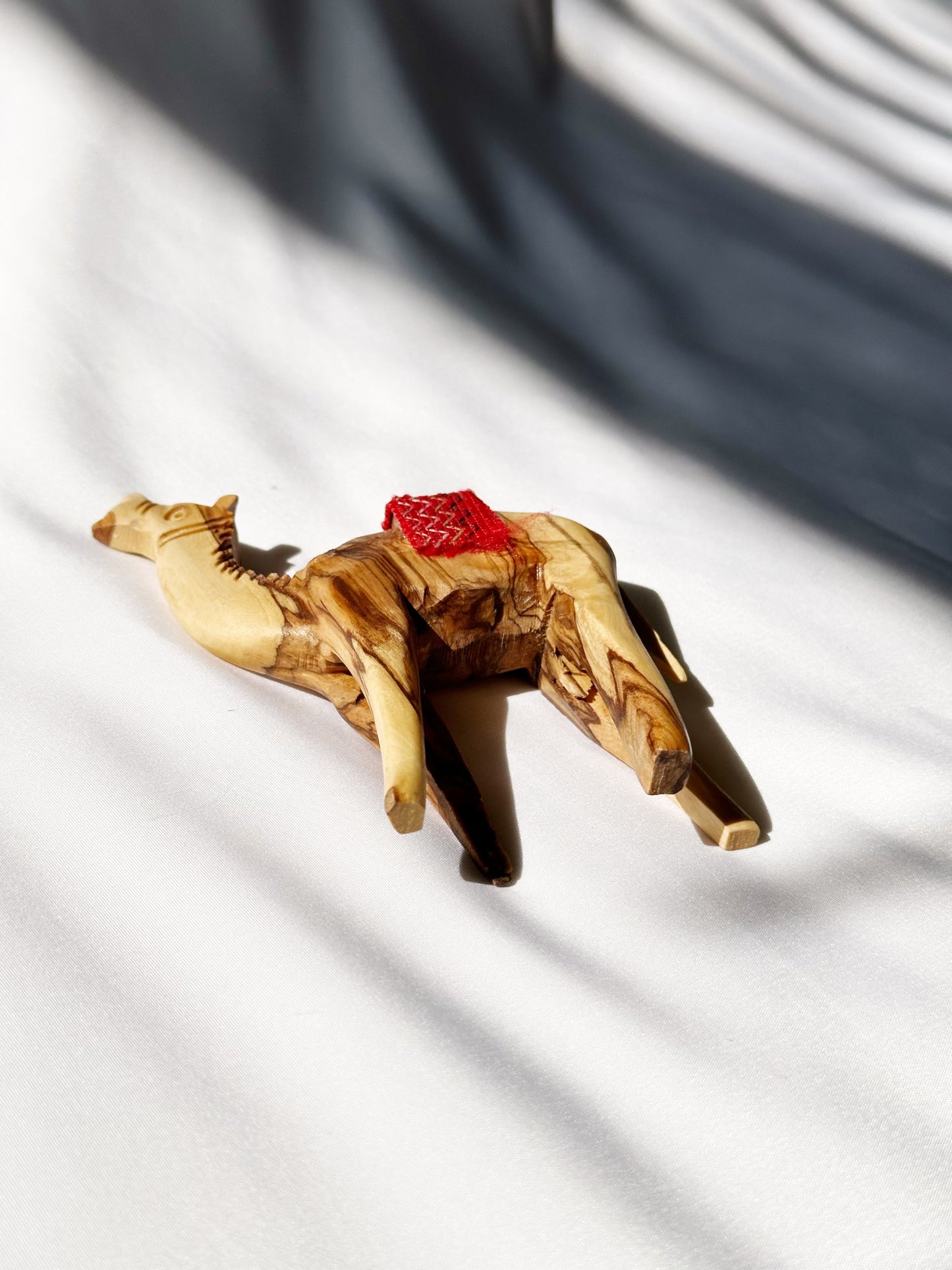 Petite Camel