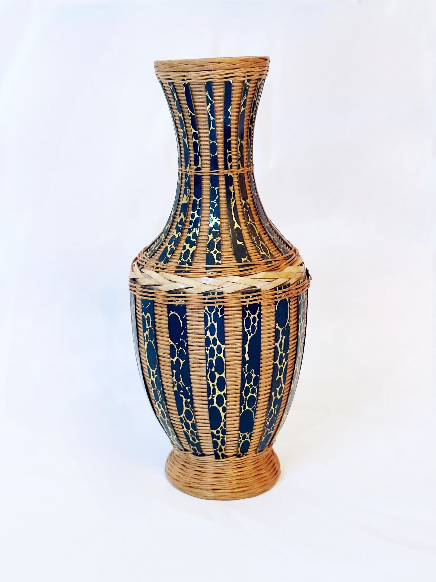 Wicker Vessel