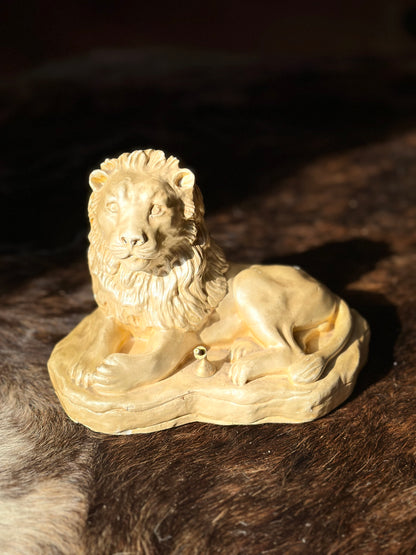 Lion Sculpture