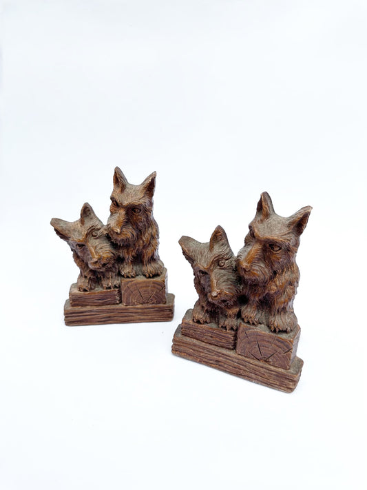 Wooden Scottish Terrier Bookends